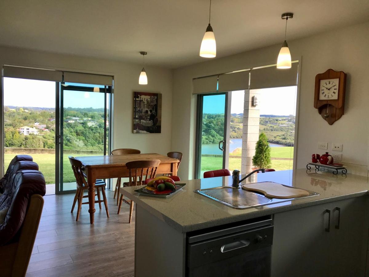 Sunset Point Kerikeri Apartment ภายนอก รูปภาพ