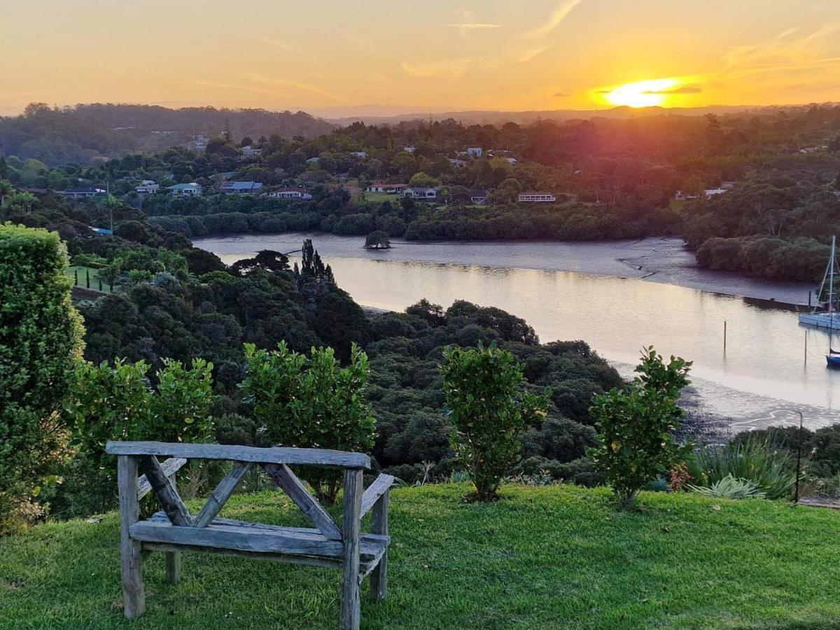 Sunset Point Kerikeri Apartment ภายนอก รูปภาพ